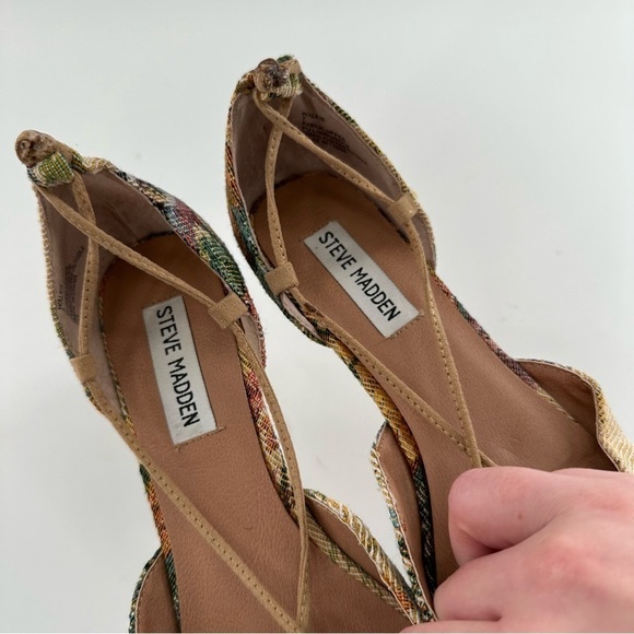 Steve Madden Walkie flats size 7 multicolored floral tapestry dorsay pointy toe - Picture 12 of 14